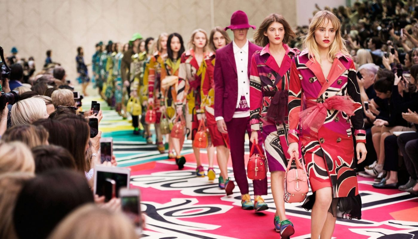 Burberry Spring 2015 RTW Collection | LES FAÇONS