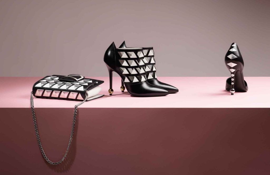 Roger Vivier Fall 2016 Collection | LES FAÇONS