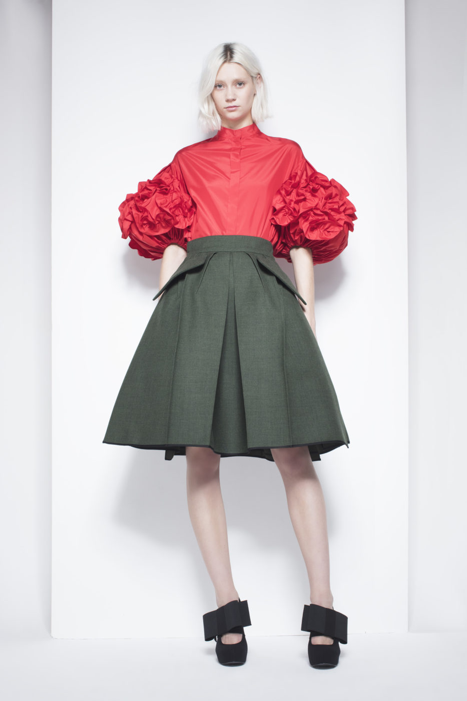 Shop the Dice Kayek Fall 2017 RTW Collection LES FAÇONS