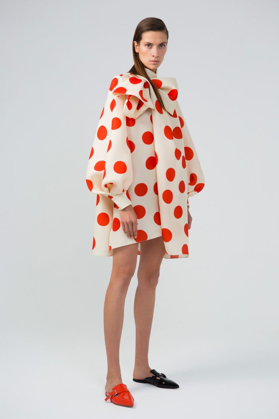 Shop the Dice Kayek Spring 2018 RTW Collection LES FAÇONS