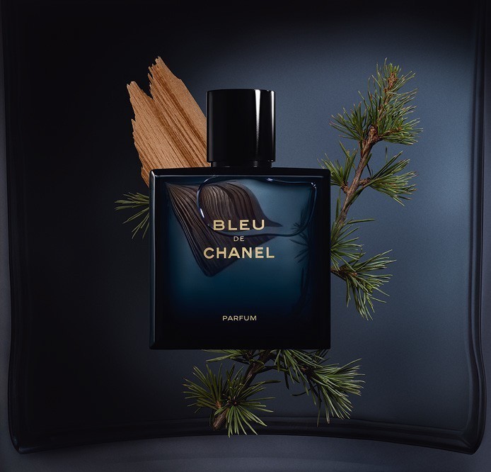 Chanel Blue de Chanel Parfum Featuring Gaspard Ulliel