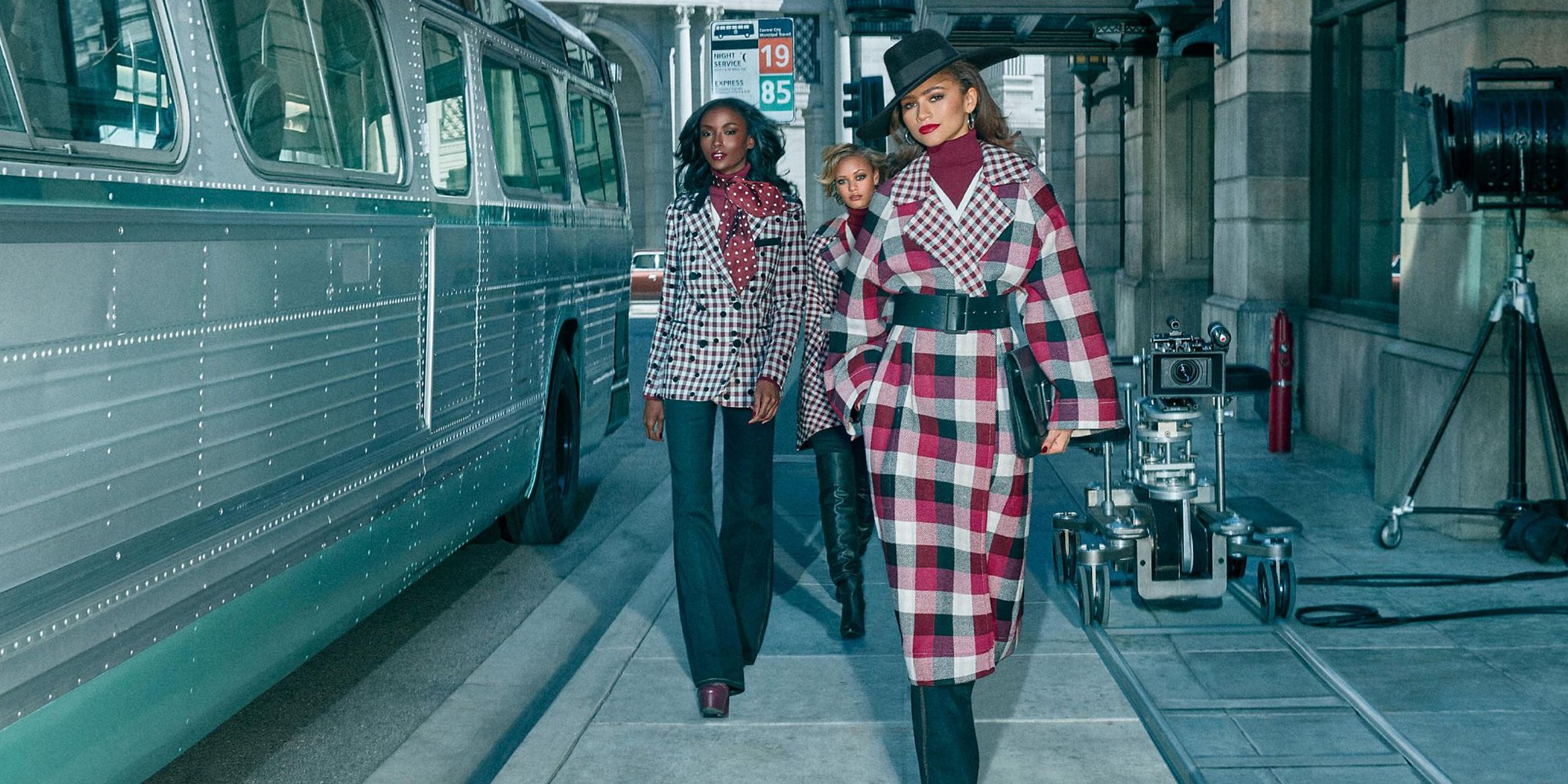 Shop the Interactive Tommy x Zendaya Fall RTW Collection Lookbook | LES FAÇONS