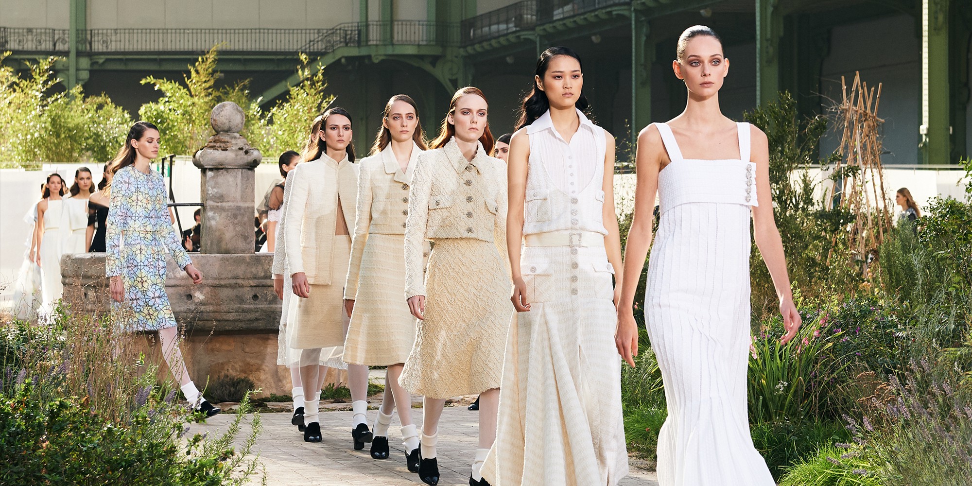 Chanel's Haute Couture Spring 2020 Collection Draws Inspiration From the  French Countryside - Fashionista