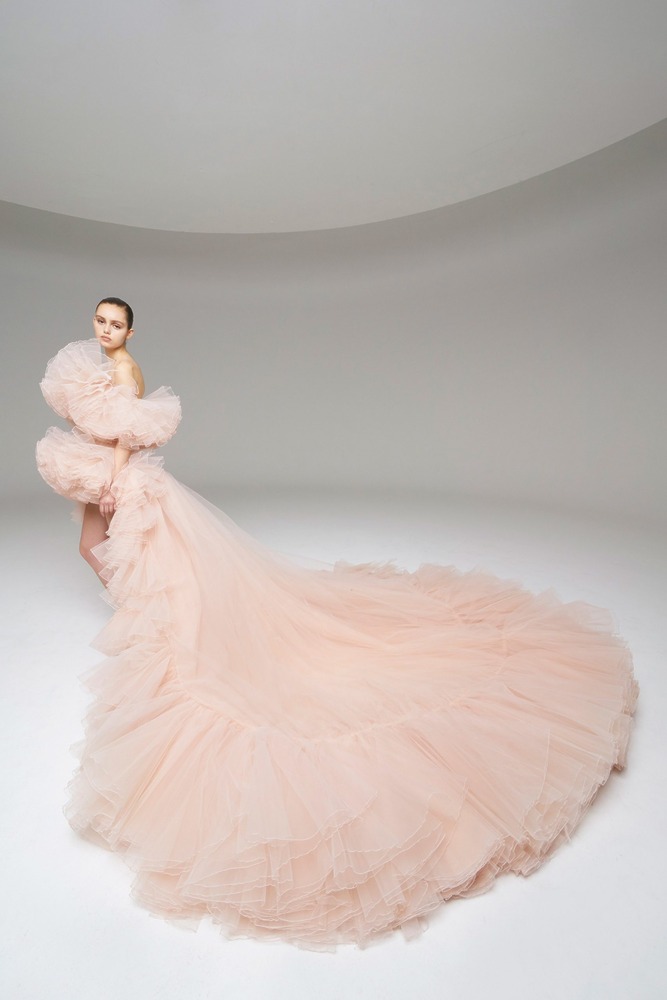 Giambattista Valli Spring 2020 Haute Couture Collection | LES FAÇONS