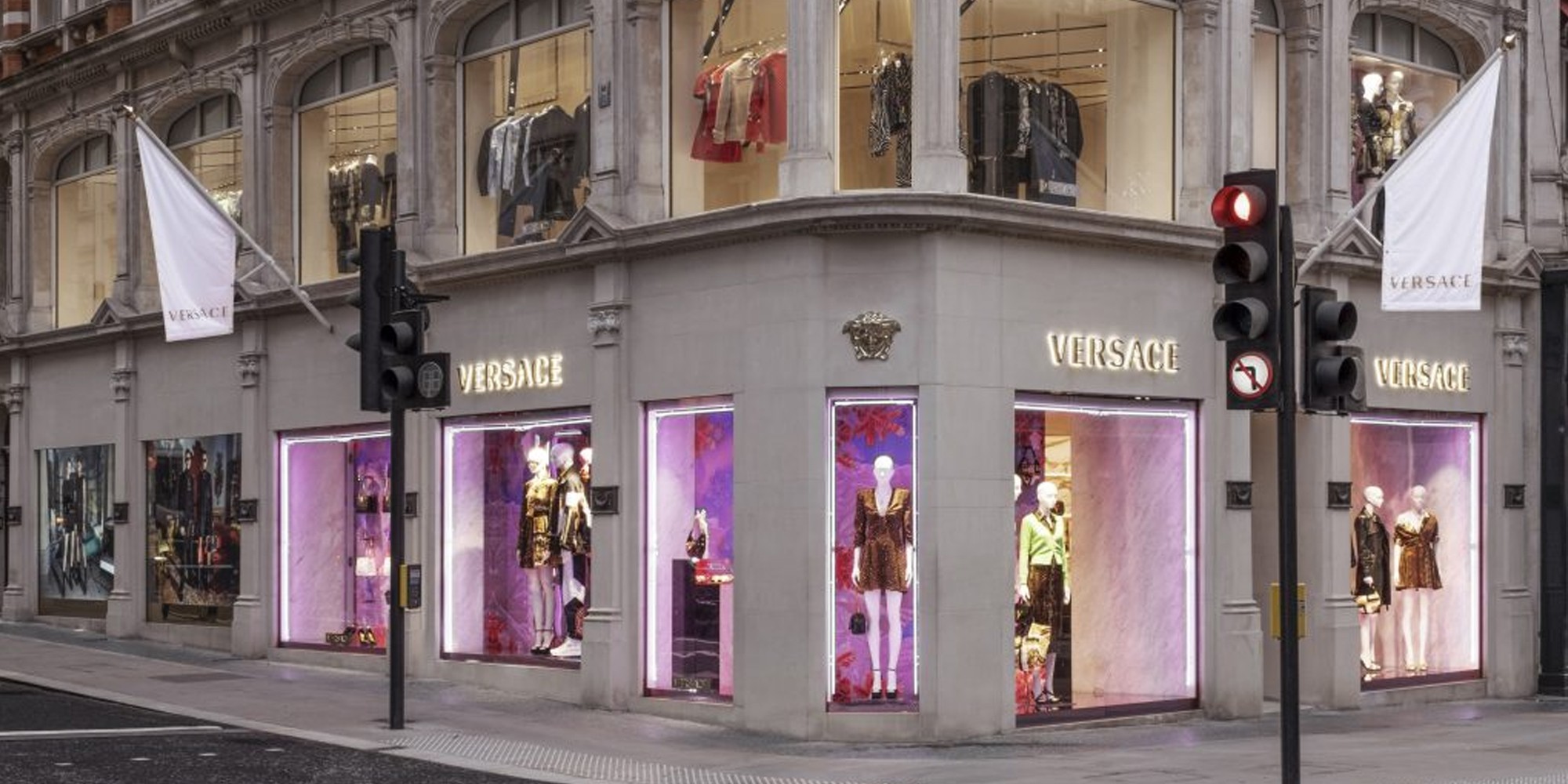 Versace Flagship Store in London LES FAÇONS