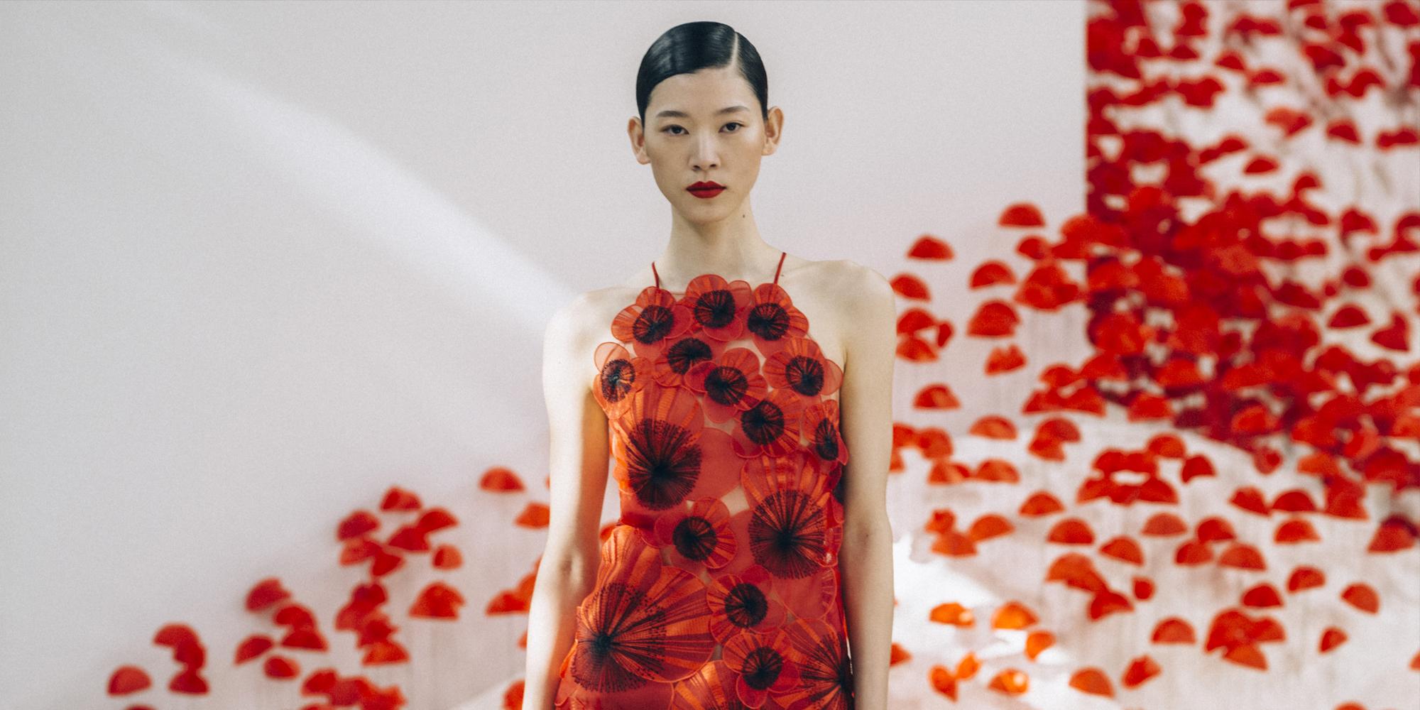 Watch the Akris Spring 2024 RTW Runway Show Live LES FAÇONS