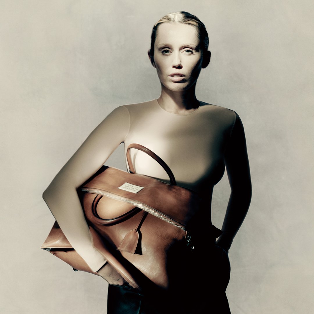 MAISON MARGIELA FALL 2025 AD CAMPAIGN FEATURING MILEY CYRUS (2)