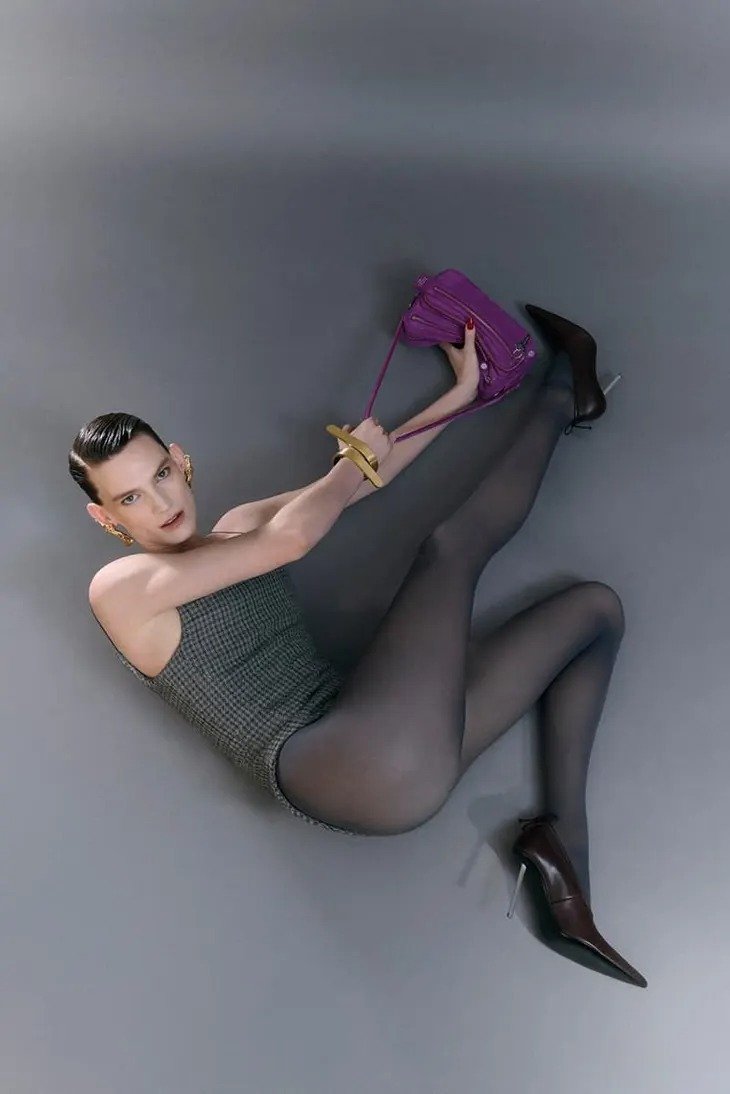 ACNE STUDIOS FALL 2025 CAMERO HANDBAG COLLECTION (5)