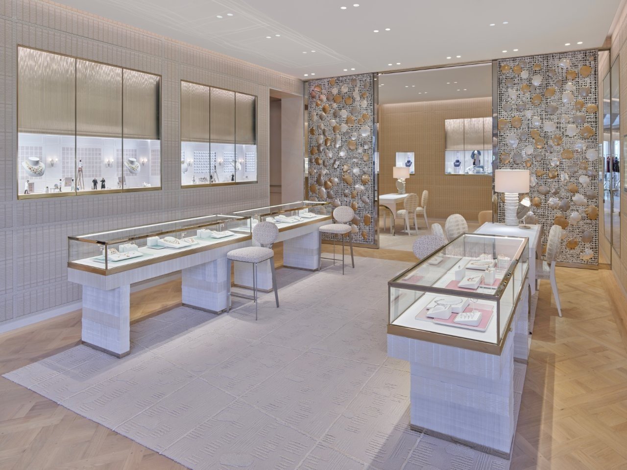 CHRISTIAN DIOR BOUTIQUE ON RODEO DRIVE IN BEVERLY HILLS (1)