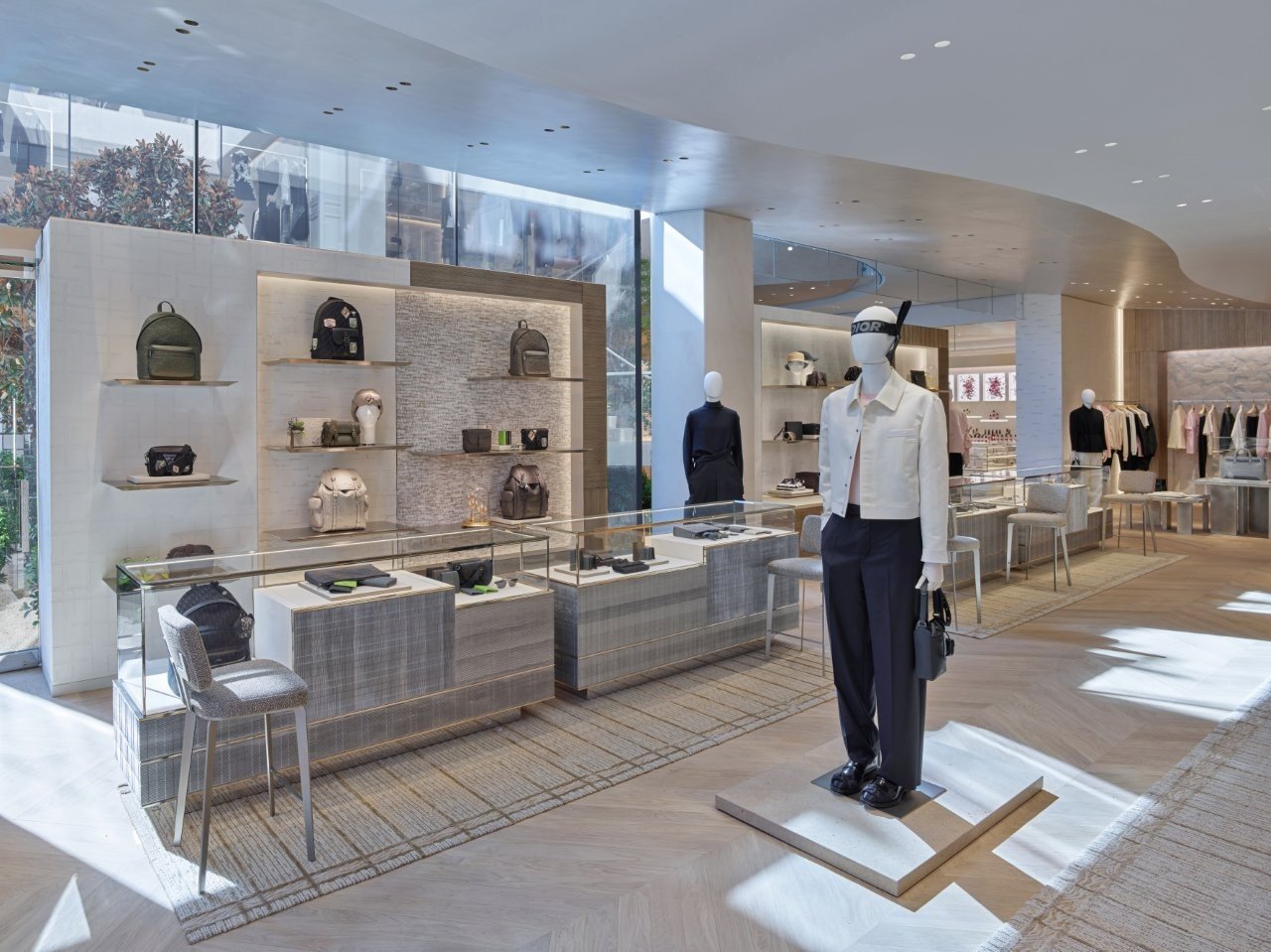 CHRISTIAN DIOR BOUTIQUE ON RODEO DRIVE IN BEVERLY HILLS (3)