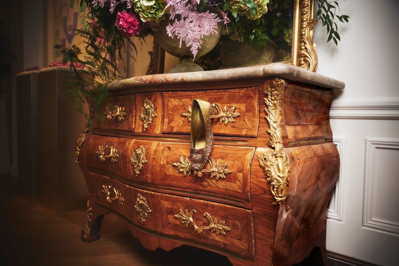 ROGER VIVIER SPRING 2026 COLLECTION (2)