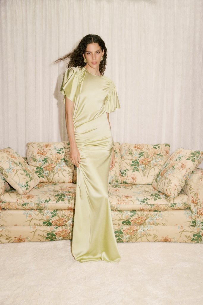 VERONICA BEARD SPRING 2026 RTW COLLECTION (6)