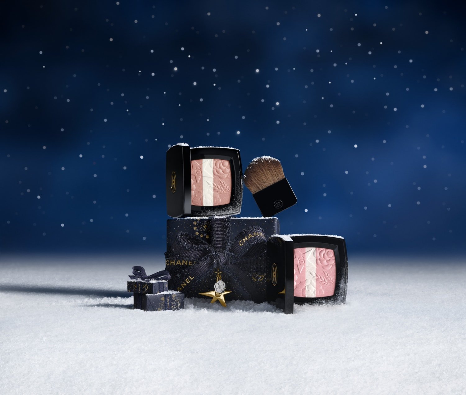 CHANEL HOLIDAY 2025 MAKEUP COLLECTION (1)