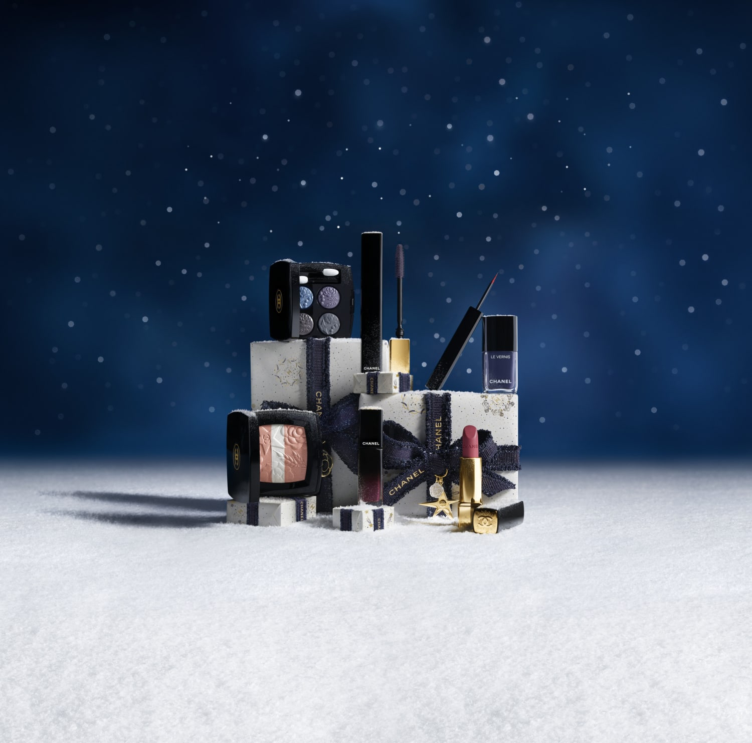 CHANEL HOLIDAY 2025 MAKEUP COLLECTION (3)