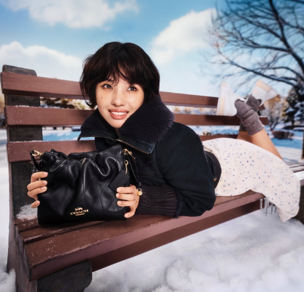 COACH HOLIDAY 2025 AD CAMPAIGN FEATURING AN ALL STAR CAST (5)