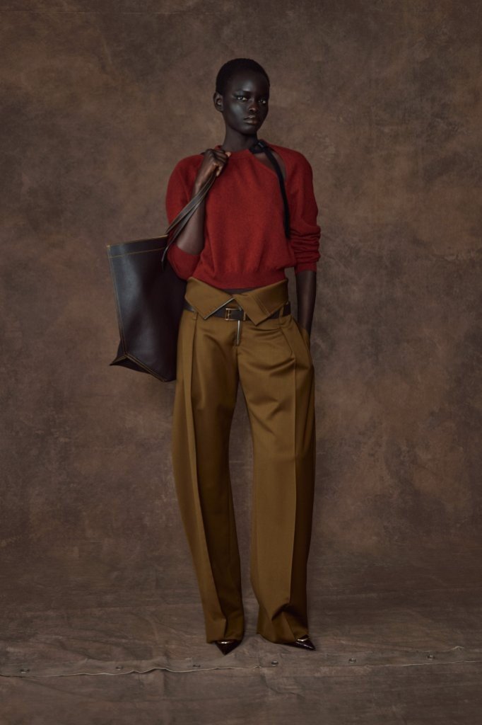 SALVATORE FERRAGAMO PRE FALL 2026 COLLECTION (12)