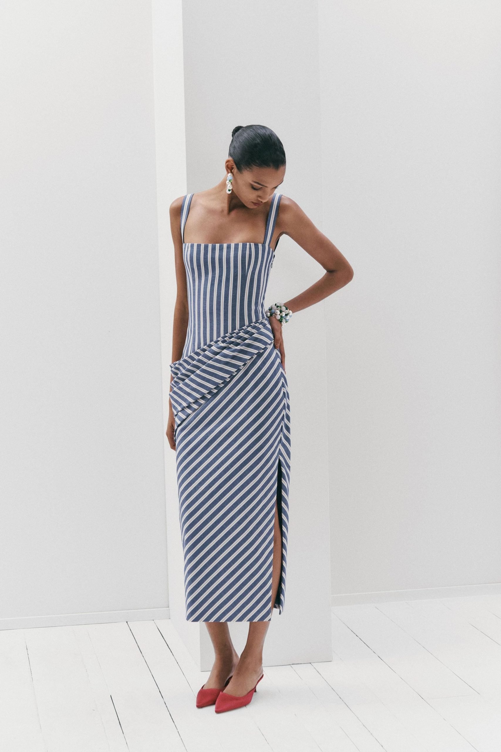 CAROLINA HERRERA PRE FALL 2026 COLLECTION 17