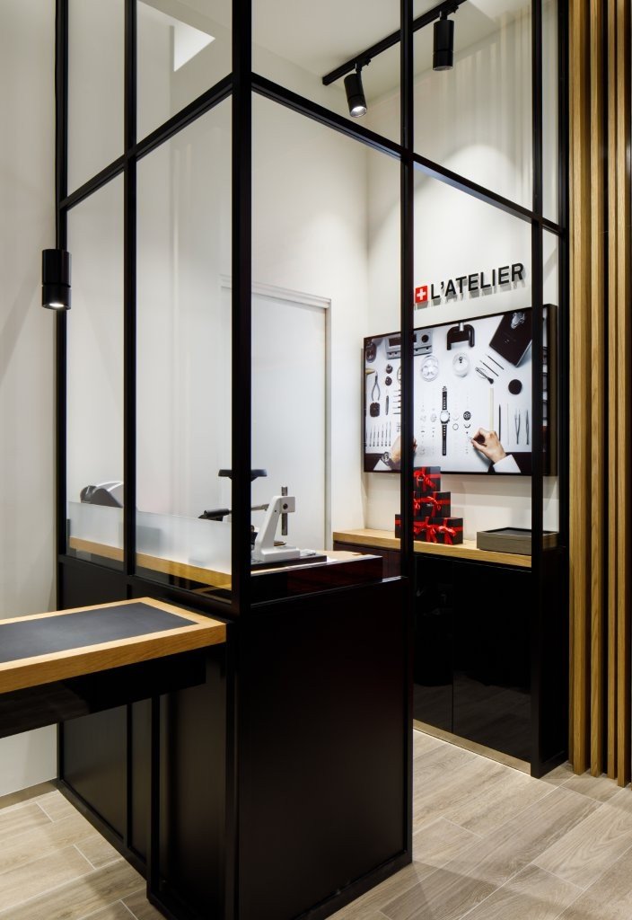 TISSOT FIRST CANADIAN BOUTIQUE IN MONTREAL (2)