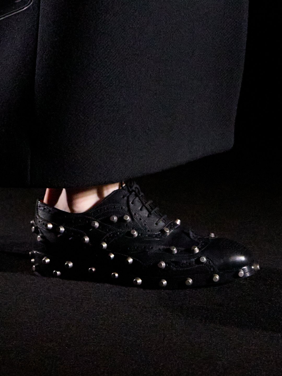 BALENCIAGA FALL 2026 RTW COLLECTION 1 (4)