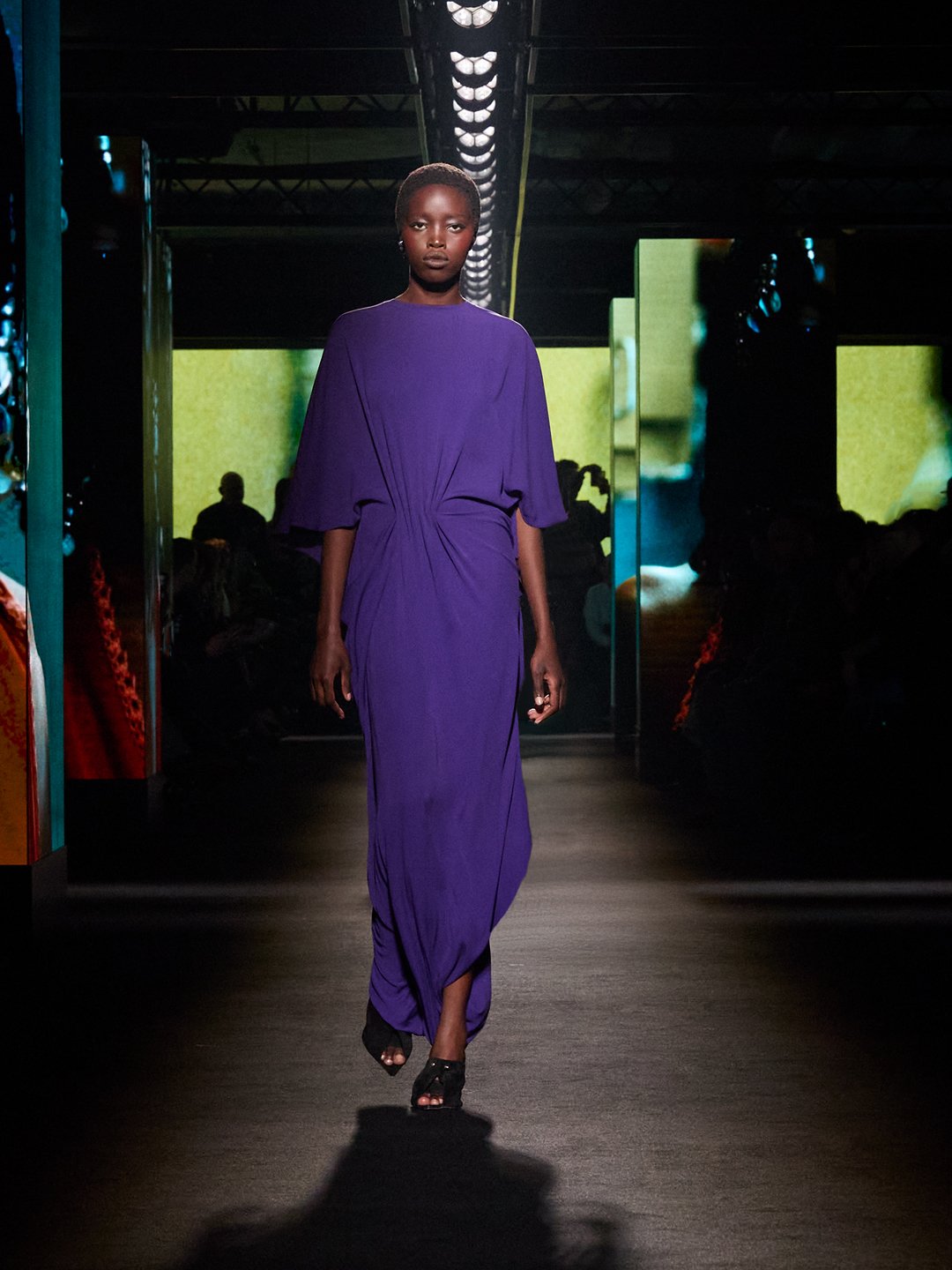 BALENCIAGA FALL 2026 RTW COLLECTION (30)