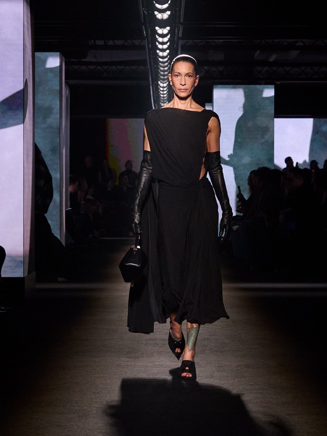 BALENCIAGA FALL 2026 RTW COLLECTION (35)