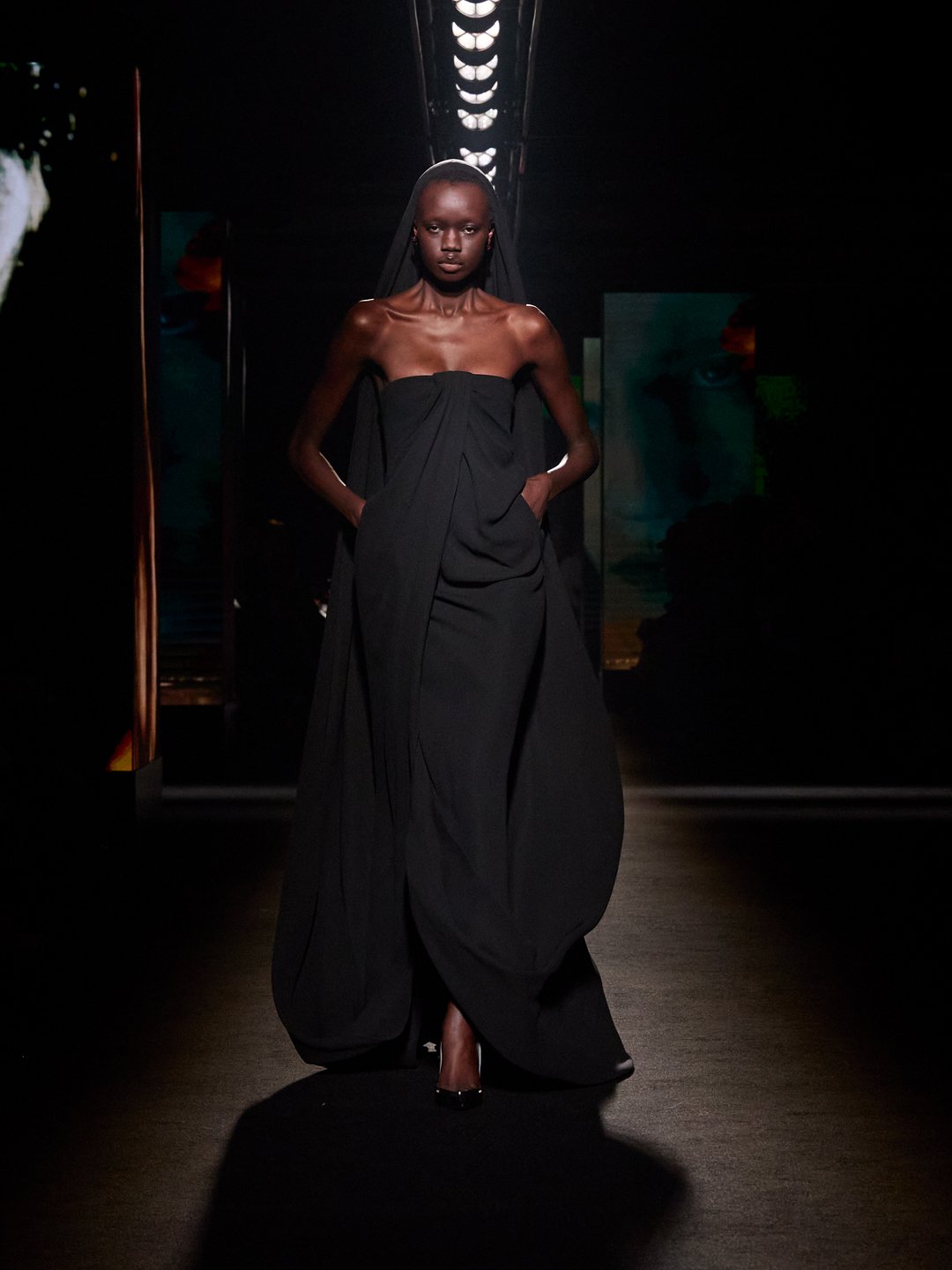 BALENCIAGA FALL 2026 RTW COLLECTION (75)